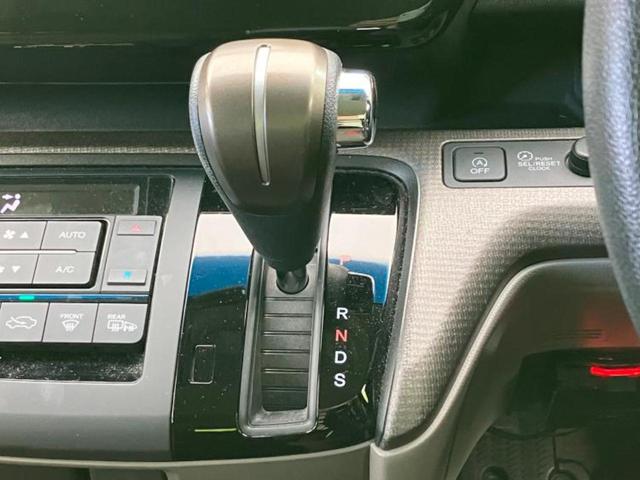 ステップワゴン Ｇ　新品タイヤ／純正　ＳＤナビ／電動スライドドア／Ｂｌｕｅｔｏｏｔｈ接続／ＥＴＣ／ＥＢＤ付ＡＢＳ／横滑り防止装置／アイドリングストップ／クルーズコントロール／バックモニター／フルセグＴＶ　バックカメラ（18枚目）