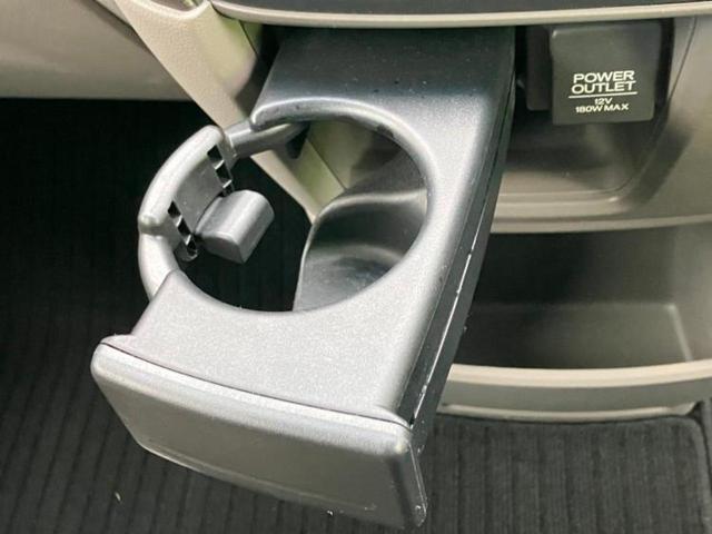 ステップワゴン Ｇ　新品タイヤ／純正　ＳＤナビ／電動スライドドア／Ｂｌｕｅｔｏｏｔｈ接続／ＥＴＣ／ＥＢＤ付ＡＢＳ／横滑り防止装置／アイドリングストップ／クルーズコントロール／バックモニター／フルセグＴＶ　バックカメラ（50枚目）