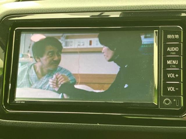 ヴィッツ ハイブリッドＦセーフティエディション　純正　ＳＤナビ／トヨタセーフティセンス／車線逸脱防止支援システム／ＥＴＣ／ＥＢＤ付ＡＢＳ／横滑り防止装置／アイドリングストップ／バックモニター／ワンセグＴＶ／エアバッグ　運転席／エアバッグ　助手席（13枚目）