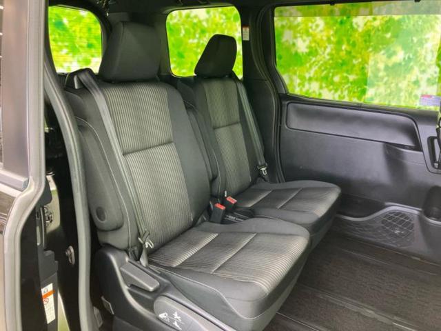 ヴォクシー ＺＳキラメキ２　保証書／社外　９インチ　ＳＤナビ／衝突安全装置／両側電動スライドドア／車線逸脱防止支援システム／ドライブレコーダー　前後／ヘッドランプ　ＬＥＤ／Ｂｌｕｅｔｏｏｔｈ接続／ＥＴＣ／ＥＢＤ付ＡＢＳ　ドラレコ（5枚目）