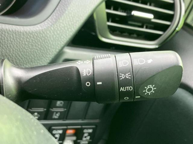 ヴォクシー ＺＳキラメキ２　保証書／社外　９インチ　ＳＤナビ／衝突安全装置／両側電動スライドドア／車線逸脱防止支援システム／ドライブレコーダー　前後／ヘッドランプ　ＬＥＤ／Ｂｌｕｅｔｏｏｔｈ接続／ＥＴＣ／ＥＢＤ付ＡＢＳ　ドラレコ（17枚目）