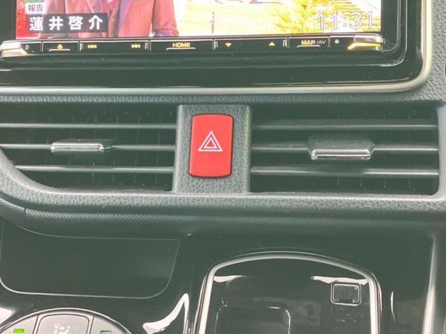 ヴォクシー ＺＳキラメキ２　保証書／社外　９インチ　ＳＤナビ／衝突安全装置／両側電動スライドドア／車線逸脱防止支援システム／ドライブレコーダー　前後／ヘッドランプ　ＬＥＤ／Ｂｌｕｅｔｏｏｔｈ接続／ＥＴＣ／ＥＢＤ付ＡＢＳ　ドラレコ（46枚目）