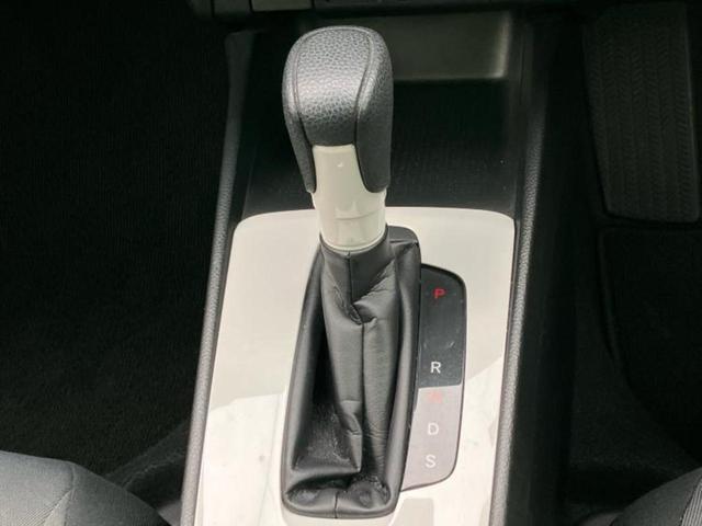 国産車から輸入車まで多様なお客様のニーズのお応えできるように、全国規模で豊富な在庫展開！車のことならＷＥＣＡＲＳへ！