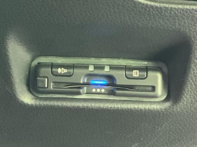 お車に合わせて無料保証以外にも、保証範囲、期間、距離を拡充させた有料保証もご用意しております！中古車の購入が初めてで不安・・・というお客様もご安心ください！