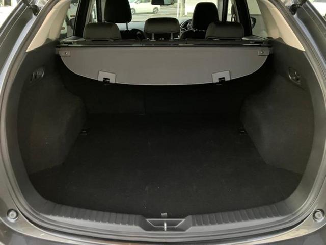 ＣＸ－５ ２０Ｓスマートエディション　新品タイヤ／純正　ＳＤナビ／アイアクティブセンス（マツダ）／３６０°ビューモニター／車線逸脱防止支援システム／ヘッドランプ　ＬＥＤ／Ｂｌｕｅｔｏｏｔｈ接続／ＥＴＣ／ＥＢＤ付ＡＢＳ／横滑り防止装置（8枚目）