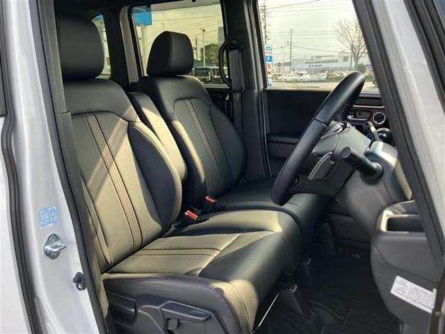 Ｎ－ＢＯＸカスタム Ｌ・ターボコーディネートスタイル　新品タイヤ／保証書／純正　９インチ　ＳＤナビ／ホンダセンシング／両側電動スライドドア／シートヒーター／車線逸脱防止支援システム／シート　合皮／ドライブレコーダー　純正／ヘッドランプ　ＬＥＤ　ＤＶＤ再生（5枚目）