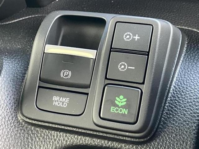 Ｎ－ＢＯＸカスタム Ｌ・ターボコーディネートスタイル　新品タイヤ／保証書／純正　９インチ　ＳＤナビ／ホンダセンシング／両側電動スライドドア／シートヒーター／車線逸脱防止支援システム／シート　合皮／ドライブレコーダー　純正／ヘッドランプ　ＬＥＤ　ＤＶＤ再生（17枚目）