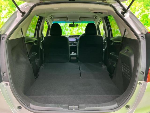 フィットハイブリッド ハイブリッド・Ｆパッケージ　新品タイヤ／保証書／純正　ＳＤナビ／Ｂｌｕｅｔｏｏｔｈ接続／ＥＴＣ／ＥＢＤ付ＡＢＳ／横滑り防止装置／アイドリングストップ／ワンセグＴＶ／ＤＶＤ／エアバッグ　運転席／エアバッグ　助手席／衝突安全ボディ（19枚目）