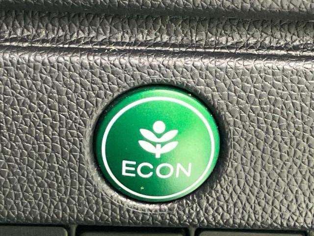 フィットハイブリッド ハイブリッド・Ｆパッケージ　新品タイヤ／保証書／純正　ＳＤナビ／Ｂｌｕｅｔｏｏｔｈ接続／ＥＴＣ／ＥＢＤ付ＡＢＳ／横滑り防止装置／アイドリングストップ／ワンセグＴＶ／ＤＶＤ／エアバッグ　運転席／エアバッグ　助手席／衝突安全ボディ（26枚目）