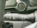 Ｓ　新品タイヤ／保証書／エマージェンシーブレーキ／車線逸脱防止支援システム／ＵＳＢジャック／ＥＢＤ付ＡＢＳ／横滑り防止装置／アイドリングストップ／禁煙車／エアバッグ　運転席／エアバッグ　助手席（12枚目）