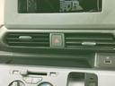 Ｓ　新品タイヤ／保証書／エマージェンシーブレーキ／車線逸脱防止支援システム／ＵＳＢジャック／ＥＢＤ付ＡＢＳ／横滑り防止装置／アイドリングストップ／禁煙車／エアバッグ　運転席／エアバッグ　助手席（35枚目）