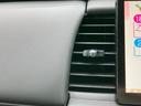WECARSの展示場では実際に見て、触ってお車をお選びいただけます!知識の豊富な営業スタッフが様々なカーライフをご提案いたします!