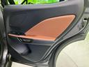 リラックス　ディスプレイオーディオ１０インチ／プリクラッシュセーフティ／シートヒーター　前席／車線逸脱防止支援システム／シート　フルレザー／電動バックドア／ヘッドランプ　ＬＥＤ／Ｂｌｕｅｔｏｏｔｈ接続　革シート（20枚目）
