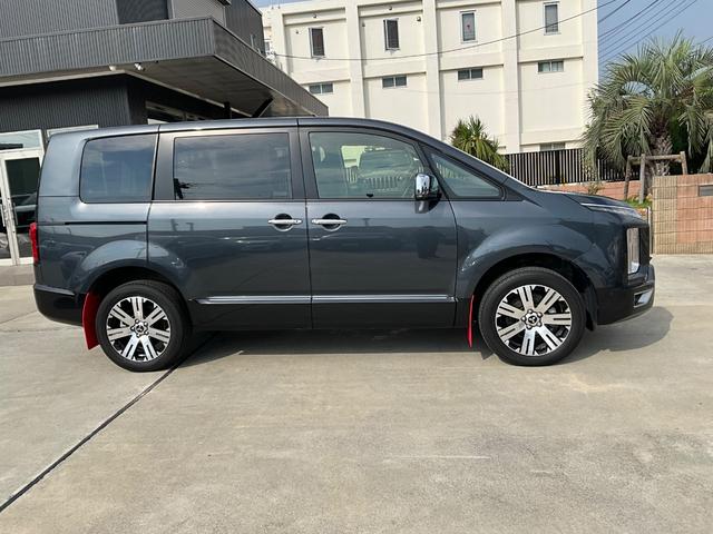 デリカＤ：５ Ｐ　４ＷＤ　ドライブレコーダー　バックカメラ　ナビ　ＴＶ　クリアランスソナー　オートクルーズコントロール　レーンアシスト　衝突被害軽減システム　両側電動スライドドア　ＬＥＤヘッドランプ　電動リアゲート（18枚目）