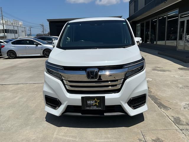 ステップワゴンスパーダ スパーダ・クールスピリット　ホンダセンシング　４ＷＤ　ドライブレコーダー　バックカメラ　ナビ　ＴＶ　オートクルーズコントロール　レーンアシスト　衝突被害軽減システム　両側電動スライドドア　オートライト　ＬＥＤヘッドランプ　スマートキー（12枚目）