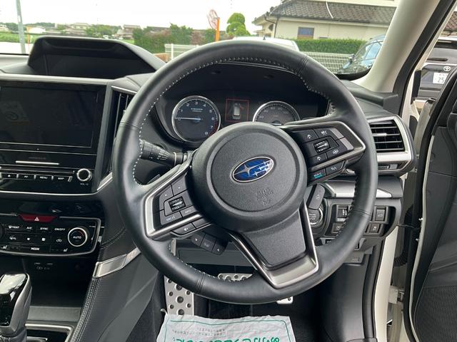 フォレスター アドバンス　４ＷＤ　ドライブレコーダー　ＥＴＣ　バックカメラ　クリアランスソナー　オートクルーズコントロール　レーンアシスト　パワーシート　衝突被害軽減システム　ナビ　ＬＥＤヘッドランプ　電動リアゲート（2枚目）