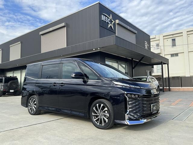 ヴォクシー ハイブリッドＳ－Ｚ　全周囲カメラ　ナビ　ＴＶ　クリアランスソナー　オートクルーズコントロール　レーンアシスト　パークアシスト　衝突被害軽減システム　両側スライドドア　オートマチックハイビーム　オートライト（13枚目）