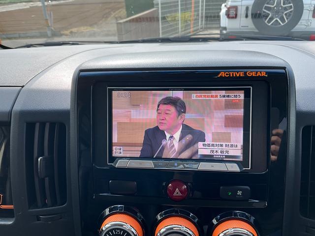 デリカＤ：５ アクティブギア　４ＷＤ　ドライブレコーダー　ＥＴＣ　バックカメラ　ナビ　ＴＶ　オートクルーズコントロール　両側スライドドア　オートライト　ＨＩＤ　スマートキー　電動格納ミラー　後席モニター　３列シート　ＡＴ（3枚目）