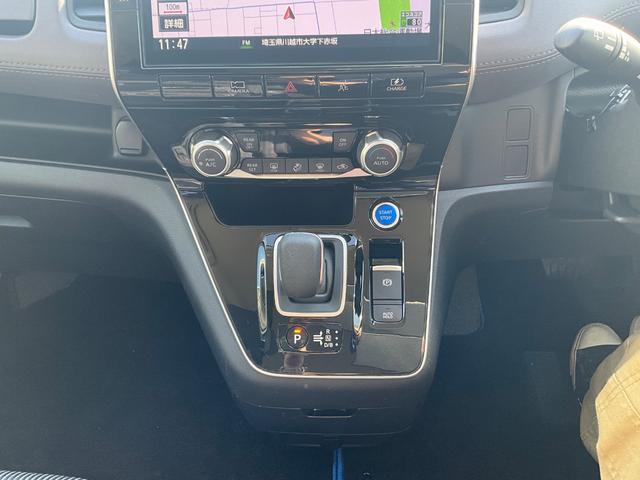 セレナ ｅ－パワー　ハイウェイスターＶ　ドライブレコーダー　全周囲カメラ　ナビ　ＴＶ　クリアランスソナー　オートクルーズコントロール　レーンアシスト　衝突被害軽減システム　両側電動スライドドア　ＬＥＤヘッドランプ　スマートキー（7枚目）