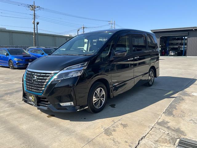 セレナ ｅ－パワー　ハイウェイスターＶ　ドライブレコーダー　全周囲カメラ　ナビ　ＴＶ　クリアランスソナー　オートクルーズコントロール　レーンアシスト　衝突被害軽減システム　両側電動スライドドア　ＬＥＤヘッドランプ　スマートキー（13枚目）