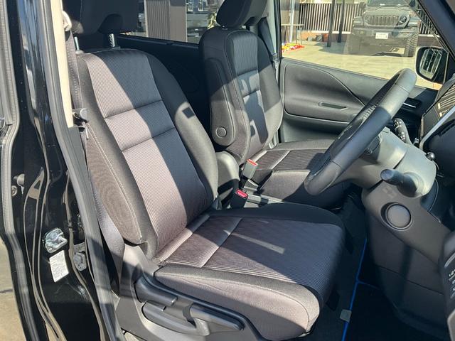 セレナ ｅ－パワー　ハイウェイスターＶ　ドライブレコーダー　全周囲カメラ　ナビ　ＴＶ　クリアランスソナー　オートクルーズコントロール　レーンアシスト　衝突被害軽減システム　両側電動スライドドア　ＬＥＤヘッドランプ　スマートキー（28枚目）