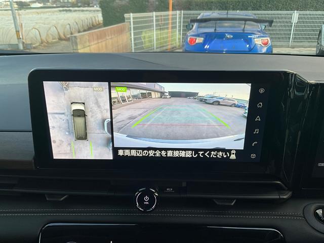 セレナ ｅ－パワー　ハイウェイスターＶ　９０周年記念車　全周囲カメラ　ナビ　ＴＶ　クリアランスソナー　オートクルーズコントロール　衝突被害軽減システム　両側電動スライドドア　オートマチックハイビーム　オートライト　ＬＥＤヘッドランプ　スマートキー（5枚目）