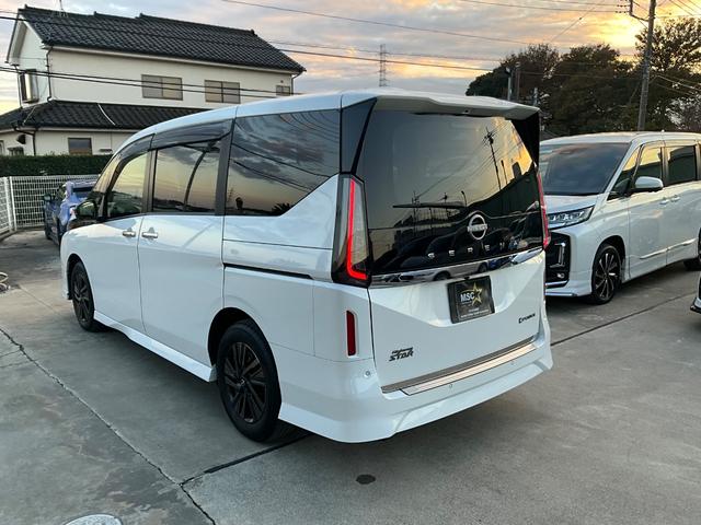 セレナ ｅ－パワー　ハイウェイスターＶ　９０周年記念車　全周囲カメラ　ナビ　ＴＶ　クリアランスソナー　オートクルーズコントロール　衝突被害軽減システム　両側電動スライドドア　オートマチックハイビーム　オートライト　ＬＥＤヘッドランプ　スマートキー（14枚目）