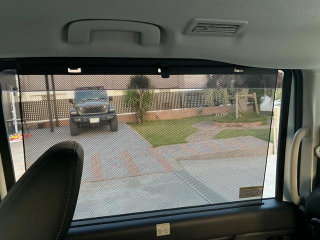 セレナ ｅ－パワー　ハイウェイスターＶ　９０周年記念車　全周囲カメラ　ナビ　ＴＶ　クリアランスソナー　オートクルーズコントロール　衝突被害軽減システム　両側電動スライドドア　オートマチックハイビーム　オートライト　ＬＥＤヘッドランプ　スマートキー（32枚目）