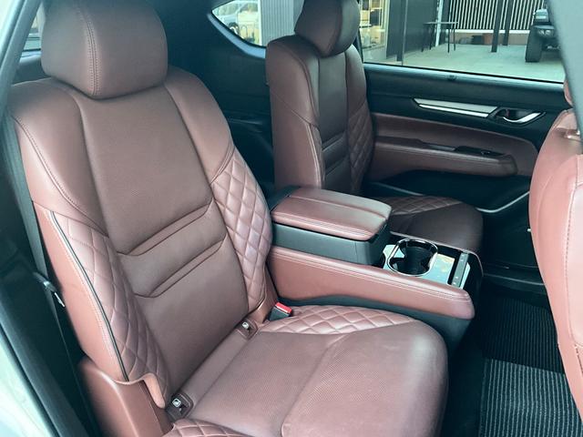 ＣＸ－８ ＸＤ　エクスクルーシブモード　４ＷＤ　ドライブレコーダー　ＥＴＣ　全周囲カメラ　クリアランスソナー　オートクルーズコントロール　レーンアシスト　パワーシート　衝突被害軽減システム　ナビ　ＴＶ　ＬＥＤヘッドランプ（22枚目）