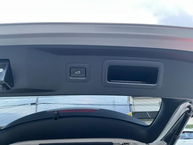 ＣＸ－８ ＸＤ　エクスクルーシブモード　４ＷＤ　ドライブレコーダー　ＥＴＣ　全周囲カメラ　クリアランスソナー　オートクルーズコントロール　レーンアシスト　パワーシート　衝突被害軽減システム　ナビ　ＴＶ　ＬＥＤヘッドランプ（26枚目）