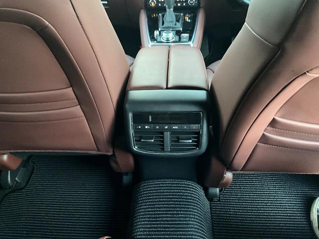 ＣＸ－８ ＸＤ　エクスクルーシブモード　４ＷＤ　ドライブレコーダー　ＥＴＣ　全周囲カメラ　クリアランスソナー　オートクルーズコントロール　レーンアシスト　パワーシート　衝突被害軽減システム　ナビ　ＴＶ　ＬＥＤヘッドランプ（30枚目）