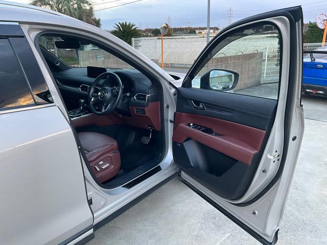 ＣＸ－８ ＸＤ　エクスクルーシブモード　４ＷＤ　ドライブレコーダー　ＥＴＣ　全周囲カメラ　クリアランスソナー　オートクルーズコントロール　レーンアシスト　パワーシート　衝突被害軽減システム　ナビ　ＴＶ　ＬＥＤヘッドランプ（38枚目）