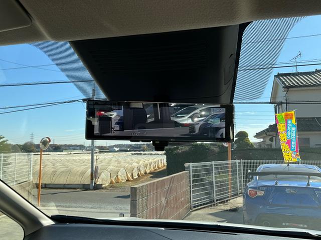 セレナ ハイウェイスターＶ　全周囲カメラ　ナビ　ＴＶ　クリアランスソナー　オートクルーズコントロール　衝突被害軽減システム　両側電動スライドドア　ＬＥＤヘッドランプ　スマートキー　アイドリングストップ　電動格納ミラー（9枚目）