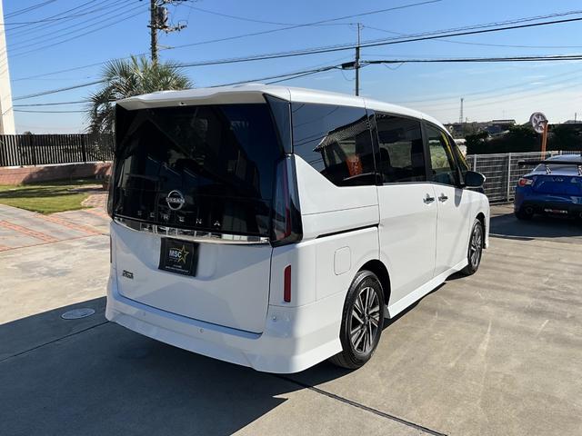 セレナ ハイウェイスターＶ　全周囲カメラ　ナビ　ＴＶ　クリアランスソナー　オートクルーズコントロール　衝突被害軽減システム　両側電動スライドドア　ＬＥＤヘッドランプ　スマートキー　アイドリングストップ　電動格納ミラー（16枚目）