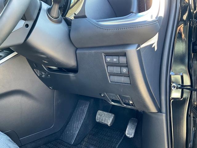 ヴォクシー Ｓ－Ｚ　４ＷＤ　バックカメラ　ナビ　ＴＶ　オートクルーズコントロール　レーンアシスト　衝突被害軽減システム　両側電動スライドドア　オートマチックハイビーム　オートライト　ＬＥＤヘッドランプ　スマートキー（9枚目）