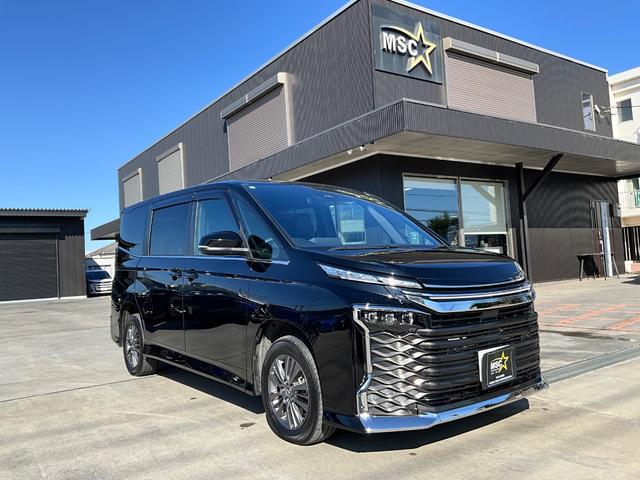 ヴォクシー Ｓ－Ｚ　４ＷＤ　バックカメラ　ナビ　ＴＶ　オートクルーズコントロール　レーンアシスト　衝突被害軽減システム　両側電動スライドドア　オートマチックハイビーム　オートライト　ＬＥＤヘッドランプ　スマートキー（12枚目）