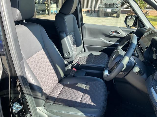 ヴォクシー Ｓ－Ｚ　４ＷＤ　バックカメラ　ナビ　ＴＶ　オートクルーズコントロール　レーンアシスト　衝突被害軽減システム　両側電動スライドドア　オートマチックハイビーム　オートライト　ＬＥＤヘッドランプ　スマートキー（14枚目）