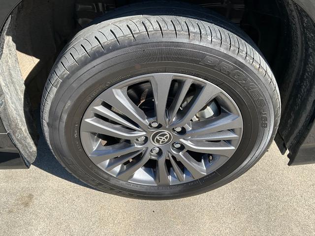 ヴォクシー Ｓ－Ｚ　４ＷＤ　バックカメラ　ナビ　ＴＶ　オートクルーズコントロール　レーンアシスト　衝突被害軽減システム　両側電動スライドドア　オートマチックハイビーム　オートライト　ＬＥＤヘッドランプ　スマートキー（19枚目）