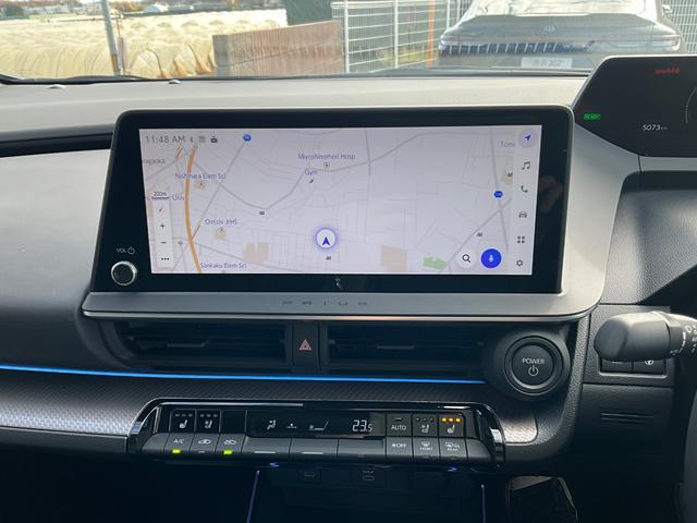 プリウス Z ETC クリアランスソナー レーンアシスト オートクルーズコントロール パークアシスト 衝突被害軽減システム 全周囲カメラ ナビ TV アルミホイール オートマチックハイビーム オートライト(4枚目)