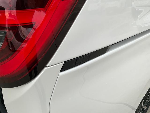 ノア ハイブリッドＳ－Ｚ　ドライブレコーダー　バックカメラ　ナビ　ＴＶ　オートクルーズコントロール　レーンアシスト　衝突被害軽減システム　電動スライドドア　オートマチックハイビーム　オートライト　ＬＥＤヘッドランプ（25枚目）
