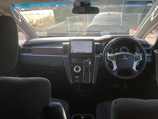 デリカD:5 G パワーパッケージ 4WD ETC バックカメラ ナビ TV オートクルーズコントロール レーンアシスト 衝突被害軽減システム 両側電動スライドドア LEDヘッドランプ 電動リアゲート スマートキー アイドリングストップ(2枚目)