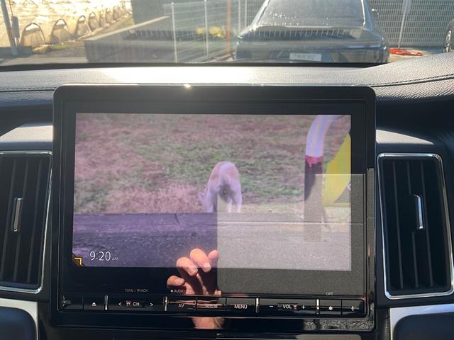 デリカD:5 G パワーパッケージ 4WD ETC バックカメラ ナビ TV オートクルーズコントロール レーンアシスト 衝突被害軽減システム 両側電動スライドドア LEDヘッドランプ 電動リアゲート スマートキー アイドリングストップ(7枚目)