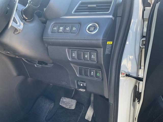 デリカD:5 G パワーパッケージ 4WD ETC バックカメラ ナビ TV オートクルーズコントロール レーンアシスト 衝突被害軽減システム 両側電動スライドドア LEDヘッドランプ 電動リアゲート スマートキー アイドリングストップ(9枚目)