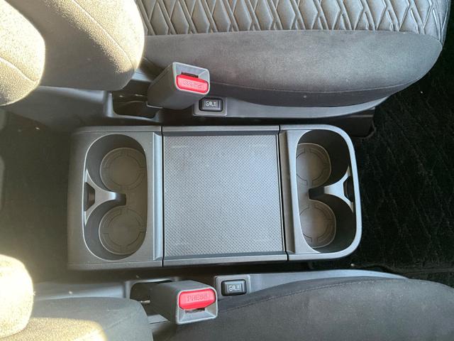 デリカD:5 G パワーパッケージ 4WD ETC バックカメラ ナビ TV オートクルーズコントロール レーンアシスト 衝突被害軽減システム 両側電動スライドドア LEDヘッドランプ 電動リアゲート スマートキー アイドリングストップ(30枚目)