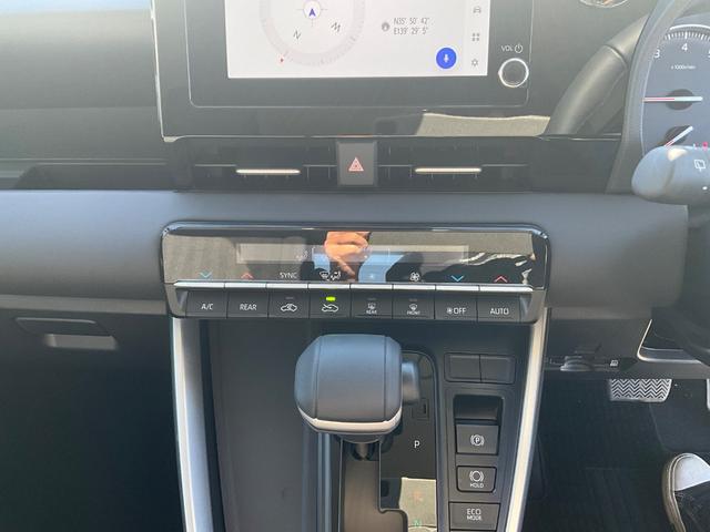 ノア G 4WD バックカメラ ナビ オートクルーズコントロール レーンアシスト 衝突被害軽減システム 両側電動スライドドア オートマチックハイビーム LEDヘッドランプ スマートキー 3列シート CVT(7枚目)