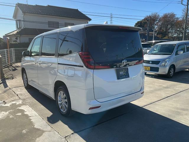 ノア G 4WD バックカメラ ナビ オートクルーズコントロール レーンアシスト 衝突被害軽減システム 両側電動スライドドア オートマチックハイビーム LEDヘッドランプ スマートキー 3列シート CVT(16枚目)