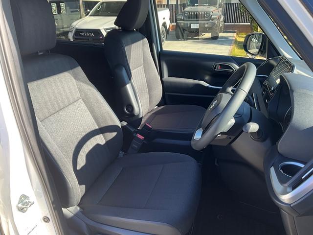 ノア G 4WD バックカメラ ナビ オートクルーズコントロール レーンアシスト 衝突被害軽減システム 両側電動スライドドア オートマチックハイビーム LEDヘッドランプ スマートキー 3列シート CVT(29枚目)