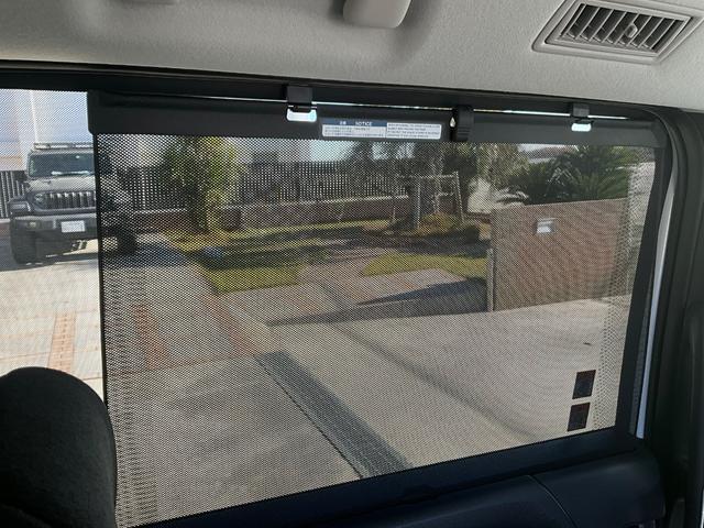 ノア G 4WD バックカメラ ナビ オートクルーズコントロール レーンアシスト 衝突被害軽減システム 両側電動スライドドア オートマチックハイビーム LEDヘッドランプ スマートキー 3列シート CVT(34枚目)