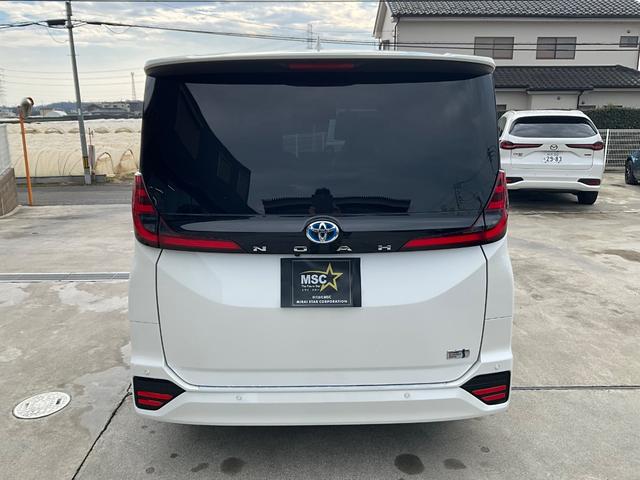 ノア ハイブリッドＳ－Ｚ　ドライブレコーダー　バックカメラ　ナビ　ＴＶ　オートクルーズコントロール　レーンアシスト　衝突被害軽減システム　オートライト　ＬＥＤヘッドランプ　スマートキー　アイドリングストップ　電動格納ミラー（14枚目）