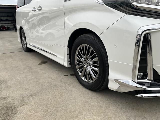 アルファード ３．５エグゼクティブラウンジＳ　全周囲カメラ　ナビ　ＴＶ　オートクルーズコントロール　レーンアシスト　衝突被害軽減システム　両側電動スライドドア　オートマチックハイビーム　ＬＥＤヘッドランプ　サンルーフ　電動リアゲート　スマートキー（30枚目）